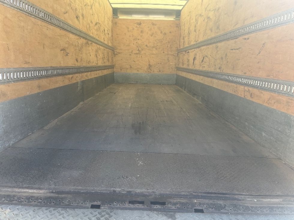 Medium Duty Box Truck-Light and Medium Duty Trucks-Freightliner-2019-M2-Rochester-NY-90,885\n\t\tmiles-$ 51,750 - Image 10