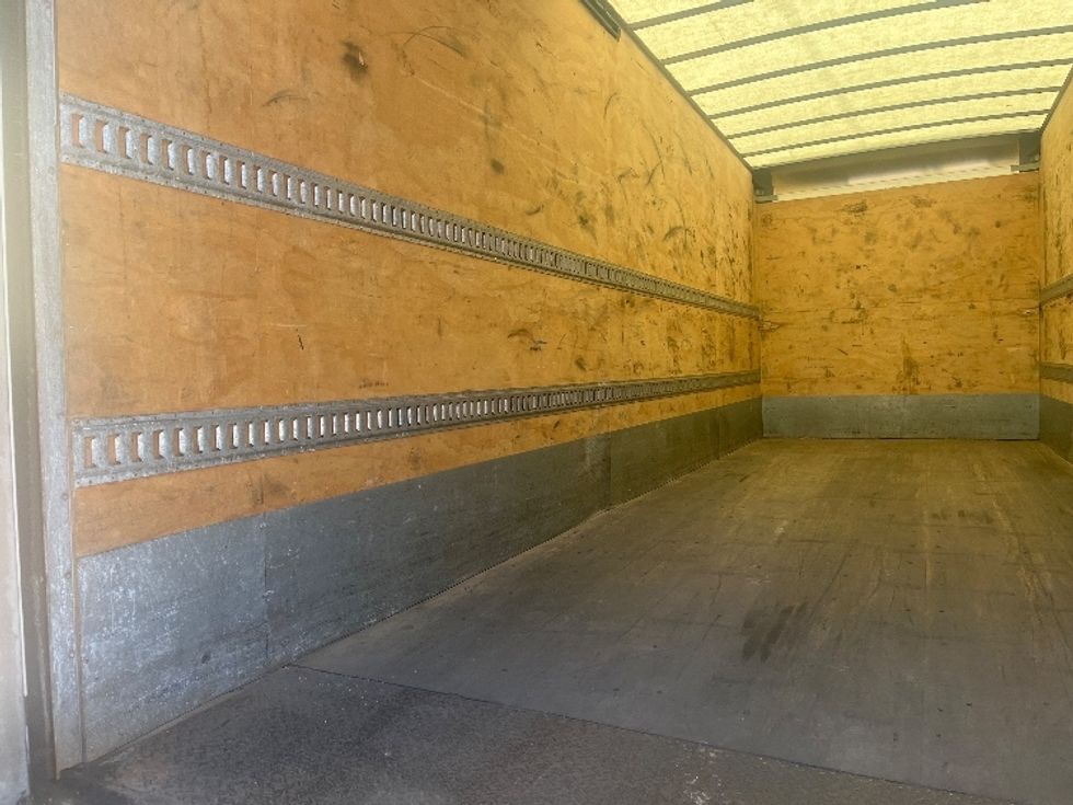 Medium Duty Box Truck-Light and Medium Duty Trucks-Freightliner-2019-M2-Rochester-NY-90,885\n\t\tmiles-$ 51,750 - Image 11