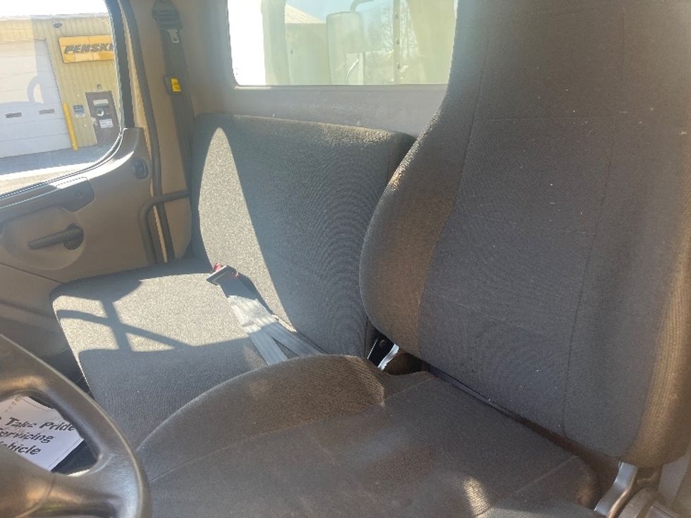 Medium Duty Box Truck-Light and Medium Duty Trucks-Freightliner-2019-M2-Rochester-NY-90,885\n\t\tmiles-$ 51,750 - Image 19