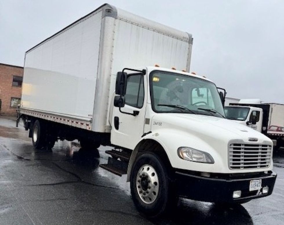 Medium Duty Box Truck-Light and Medium Duty Trucks-Freightliner-2019-M2-Rockville-MD-254,068\n\t\tmiles-$ 38,000 - Image 1
