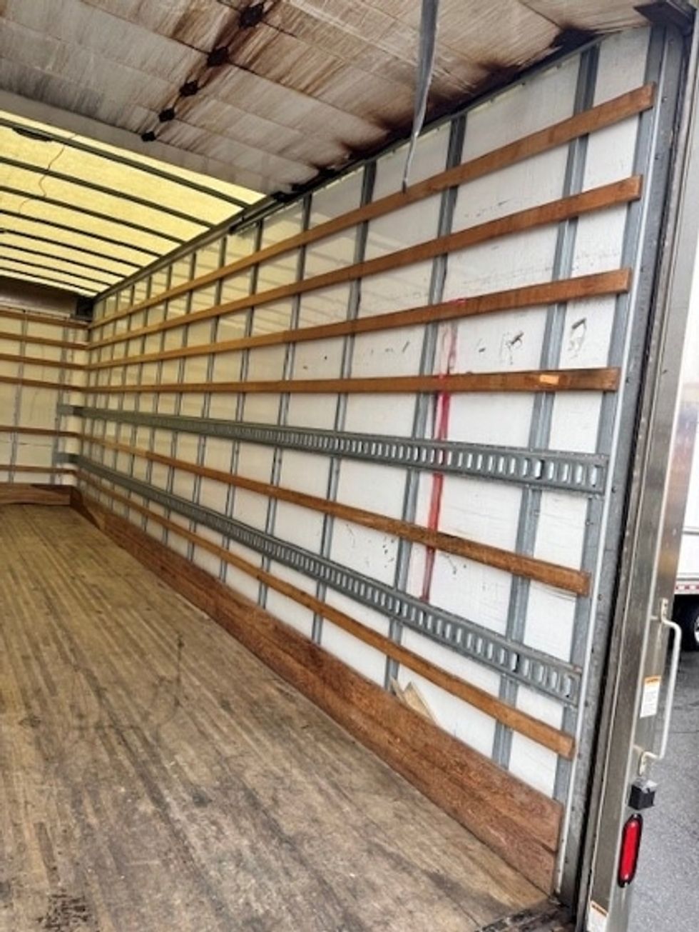 Medium Duty Box Truck-Light and Medium Duty Trucks-Freightliner-2019-M2-Rockville-MD-254,068\n\t\tmiles-$ 38,000 - Image 10