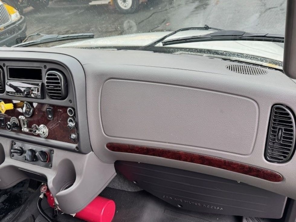 Medium Duty Box Truck-Light and Medium Duty Trucks-Freightliner-2019-M2-Rockville-MD-254,068\n\t\tmiles-$ 38,000 - Image 21