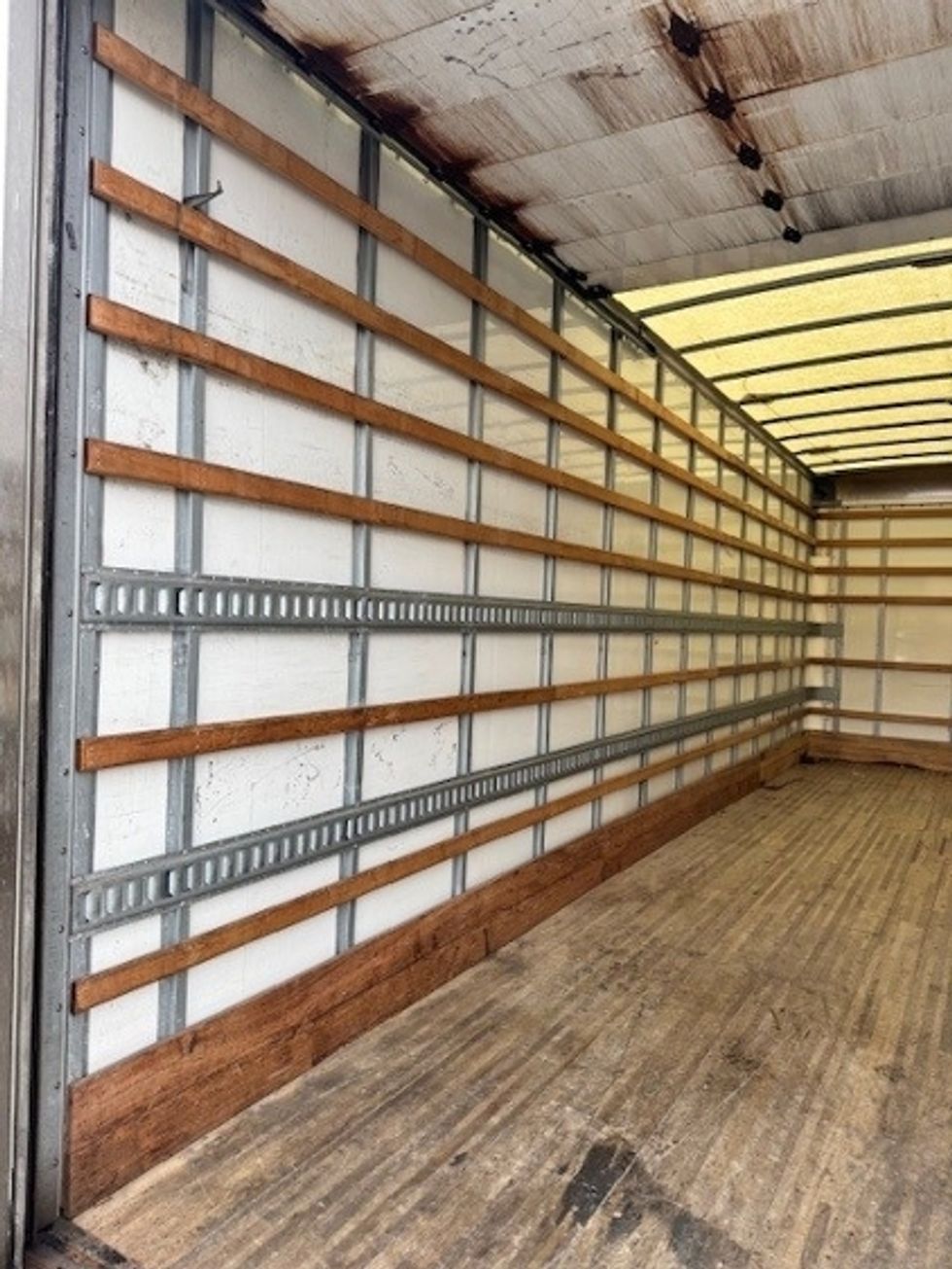 Medium Duty Box Truck-Light and Medium Duty Trucks-Freightliner-2019-M2-Rockville-MD-254,068\n\t\tmiles-$ 38,000 - Image 9