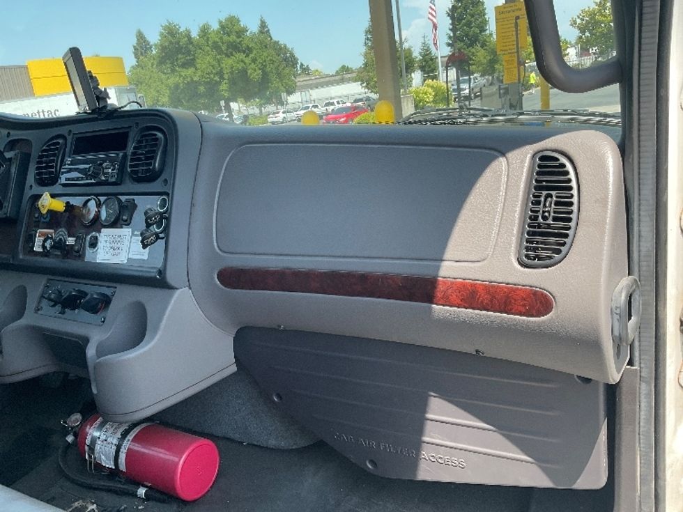 Medium Duty Box Truck-Light and Medium Duty Trucks-Freightliner-2019-M2-Sacramento-CA-47,849\n\t\tmiles-$ 67,250 - Image 21