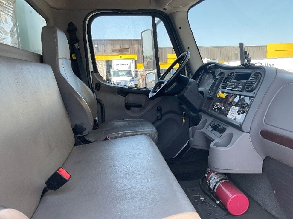 Medium Duty Box Truck-Light and Medium Duty Trucks-Freightliner-2019-M2-Sacramento-CA-47,849\n\t\tmiles-$ 67,250 - Image 22