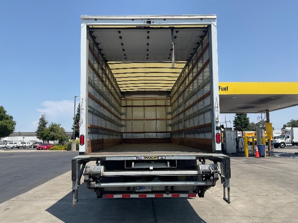 Medium Duty Box Truck-Light and Medium Duty Trucks-Freightliner-2019-M2-Sacramento-CA-47,849\n\t\tmiles-$ 67,250 - Image 8