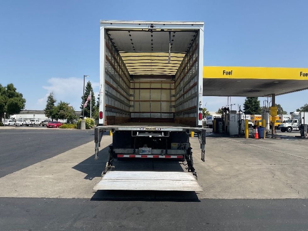 Medium Duty Box Truck-Light and Medium Duty Trucks-Freightliner-2019-M2-Sacramento-CA-47,849\n\t\tmiles-$ 67,250 - Image 9