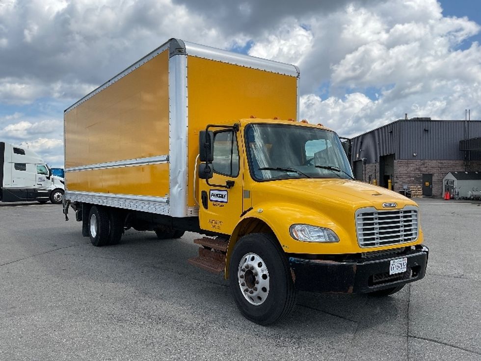 Medium Duty Box Truck-Light and Medium Duty Trucks-Freightliner-2019-M2-Saint Laurent-PQ-248,854\n\t\tkm-$ 62,500 - Image 1