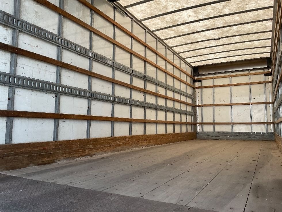 Medium Duty Box Truck-Light and Medium Duty Trucks-Freightliner-2019-M2-Saint Laurent-PQ-248,854\n\t\tkm-$ 62,500 - Image 11