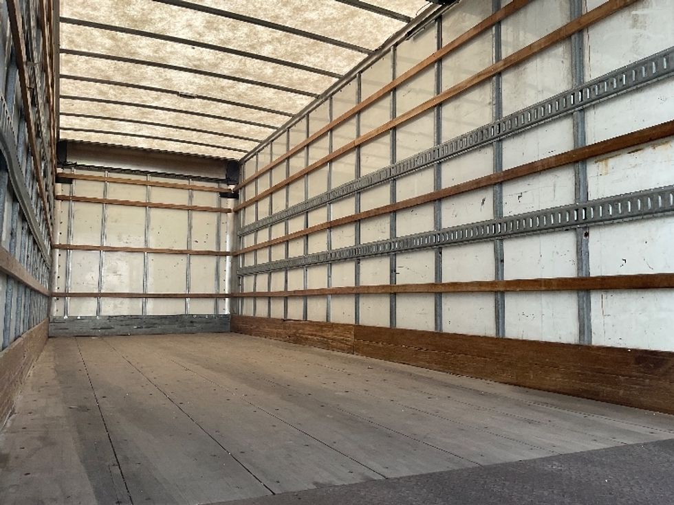 Medium Duty Box Truck-Light and Medium Duty Trucks-Freightliner-2019-M2-Saint Laurent-PQ-248,854\n\t\tkm-$ 62,500 - Image 12