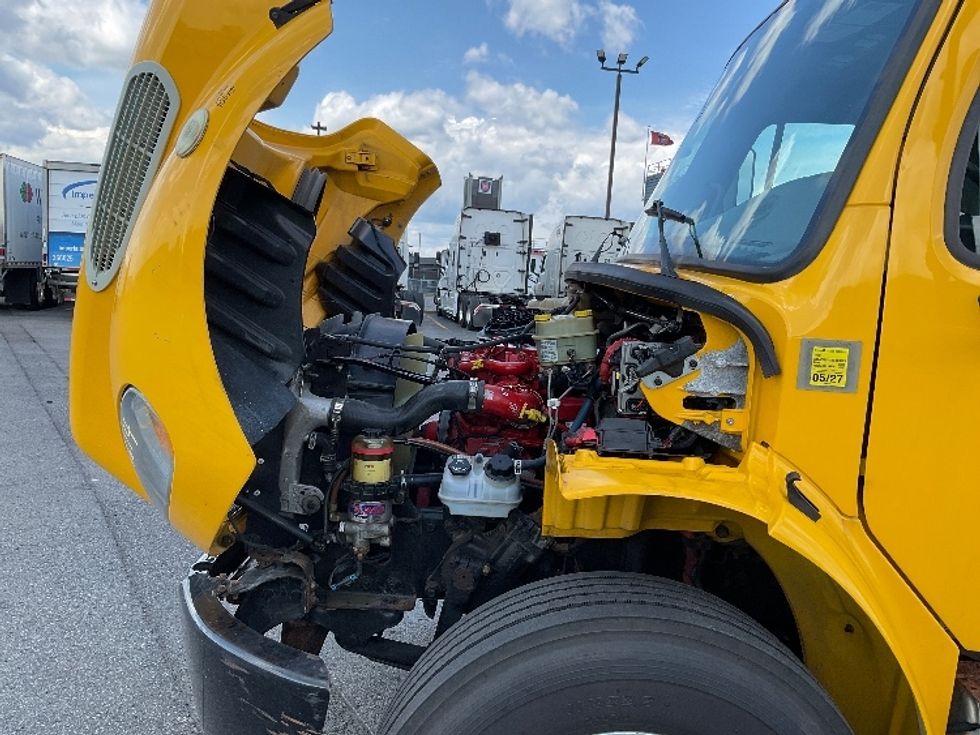 Medium Duty Box Truck-Light and Medium Duty Trucks-Freightliner-2019-M2-Saint Laurent-PQ-248,854\n\t\tkm-$ 62,500 - Image 24