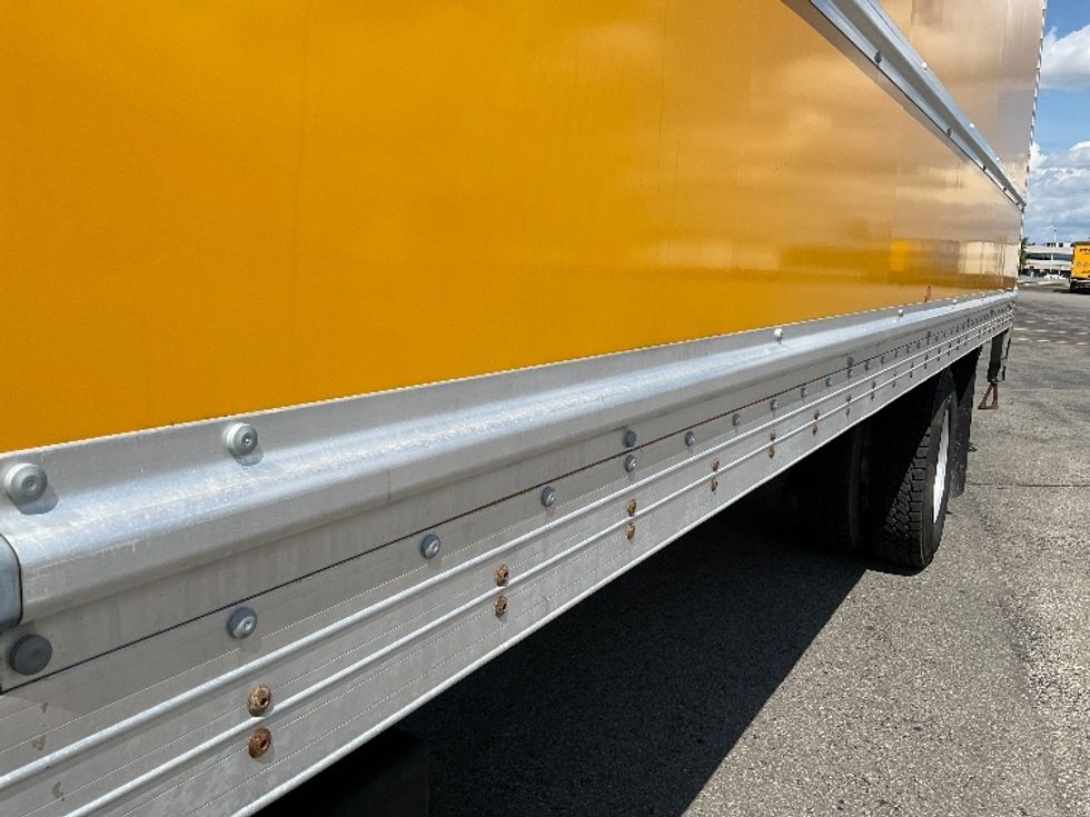 Medium Duty Box Truck-Light and Medium Duty Trucks-Freightliner-2019-M2-Saint Laurent-PQ-248,854\n\t\tkm-$ 62,500 - Image 28