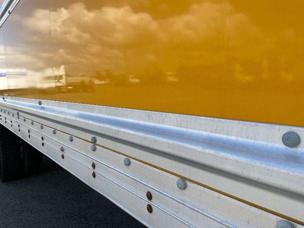 Medium Duty Box Truck-Light and Medium Duty Trucks-Freightliner-2019-M2-Saint Laurent-PQ-248,854\n\t\tkm-$ 62,500 - Image 29