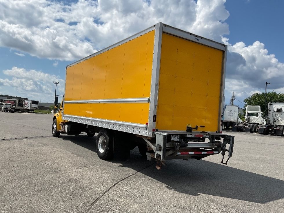 Medium Duty Box Truck-Light and Medium Duty Trucks-Freightliner-2019-M2-Saint Laurent-PQ-248,854\n\t\tkm-$ 62,500 - Image 6