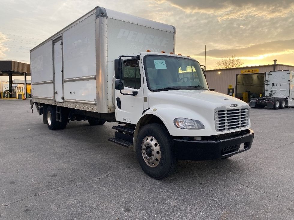 Medium Duty Box Truck-Light and Medium Duty Trucks-Freightliner-2019-M2-Salem-VA-204,789\n\t\tmiles-$ 49,500 - Image 1