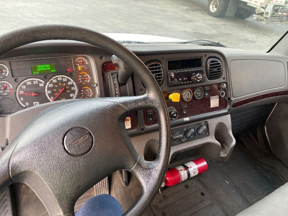 Medium Duty Box Truck-Light and Medium Duty Trucks-Freightliner-2019-M2-Salem-VA-204,789\n\t\tmiles-$ 49,500 - Image 18