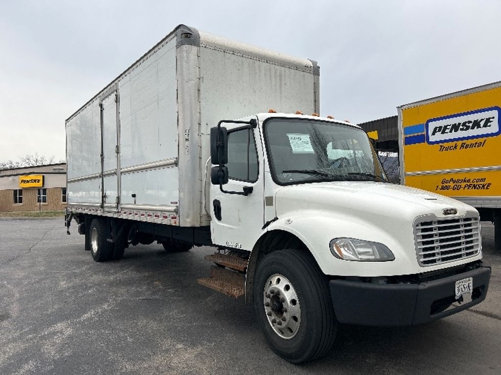Medium Duty Box Truck-Light and Medium Duty Trucks-Freightliner-2019-M2-Salem-VA-410,278\n\t\tmiles-$ 21,000 - Image 1
