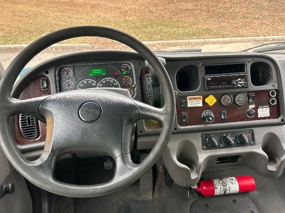 Medium Duty Box Truck-Light and Medium Duty Trucks-Freightliner-2019-M2-Salem-VA-410,278\n\t\tmiles-$ 21,000 - Image 18