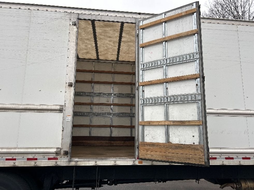 Medium Duty Box Truck-Light and Medium Duty Trucks-Freightliner-2019-M2-Salem-VA-410,278\n\t\tmiles-$ 21,000 - Image 25