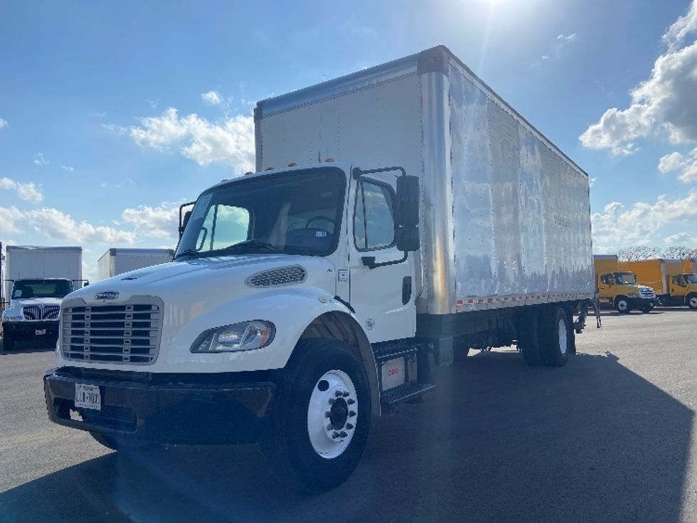 2019 Freightliner M2 106 Medium Duty photo 3