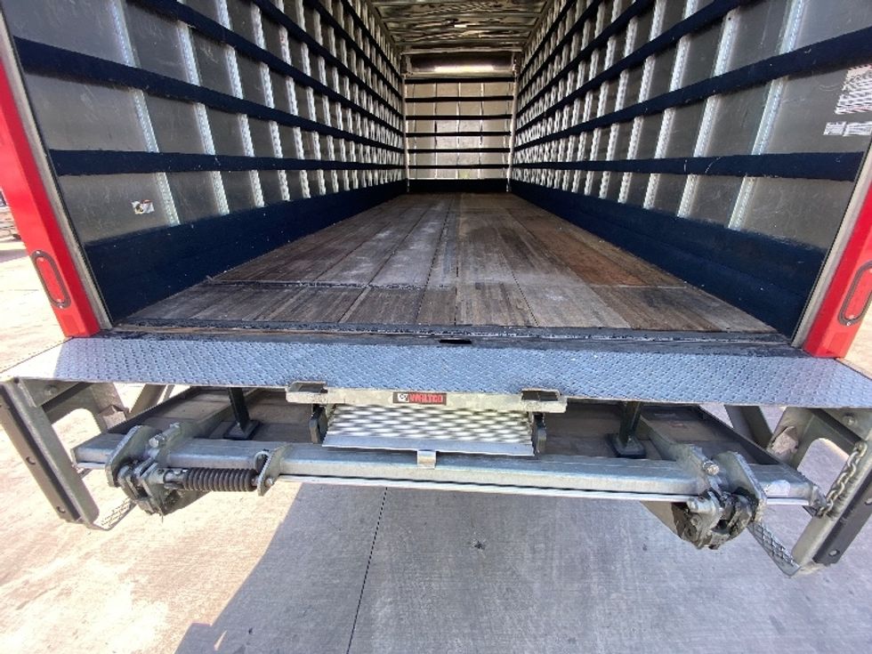 Medium Duty Box Truck-Light and Medium Duty Trucks-Freightliner-2019-M2-San Antonio-TX-119,396\n\t\tmiles-$ 59,750 - Image 10