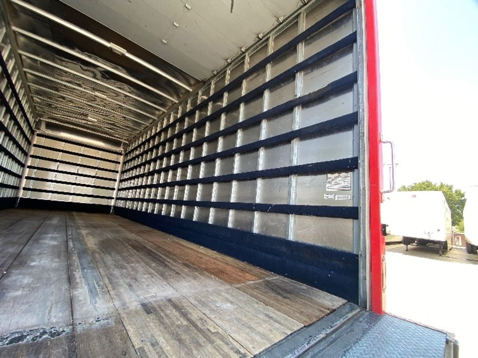 Medium Duty Box Truck-Light and Medium Duty Trucks-Freightliner-2019-M2-San Antonio-TX-119,396\n\t\tmiles-$ 59,750 - Image 12