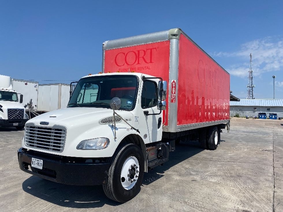 Medium Duty Box Truck-Light and Medium Duty Trucks-Freightliner-2019-M2-San Antonio-TX-119,396\n\t\tmiles-$ 59,750 - Image 3