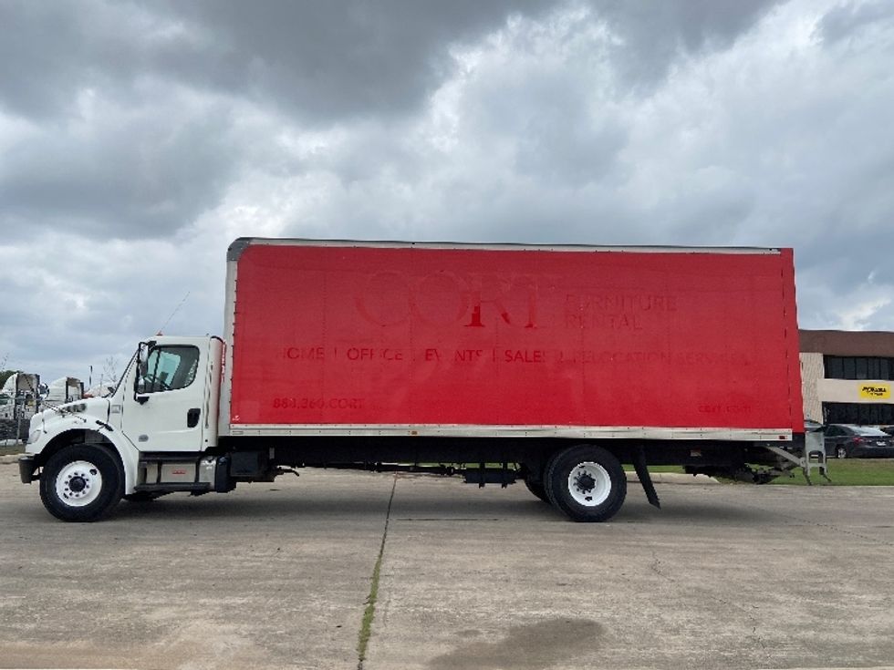 Medium Duty Box Truck-Light and Medium Duty Trucks-Freightliner-2019-M2-San Antonio-TX-130,724\n\t\tmiles-$ 61,500 - Image 4