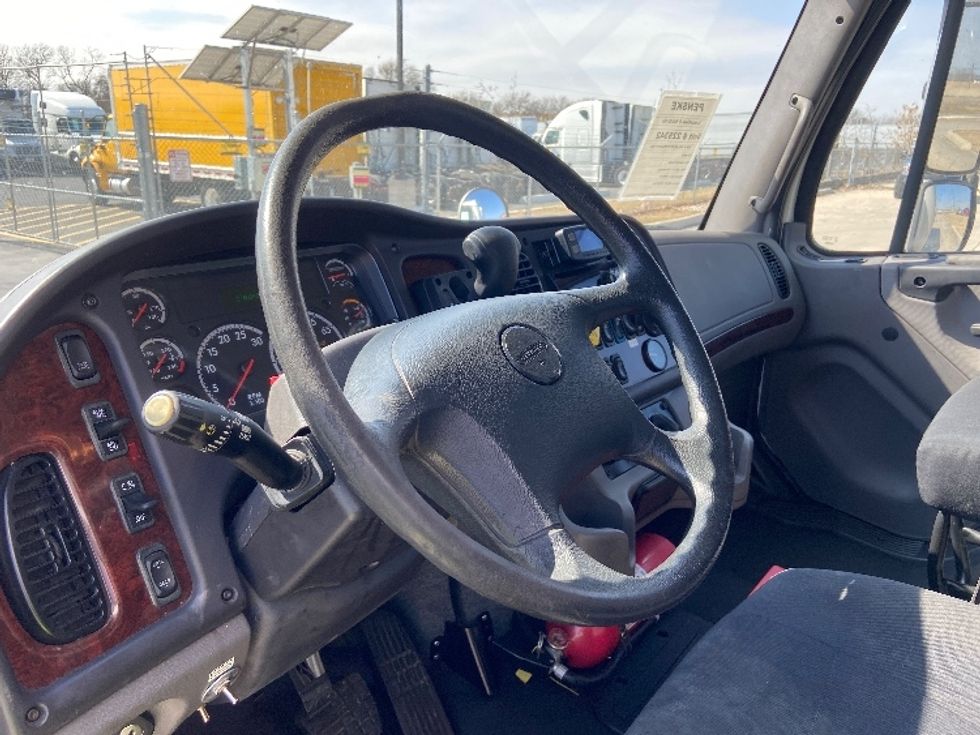 Medium Duty Box Truck-Light and Medium Duty Trucks-Freightliner-2019-M2-San Antonio-TX-276,073\n\t\tmiles-$ 24,500 - Image 17