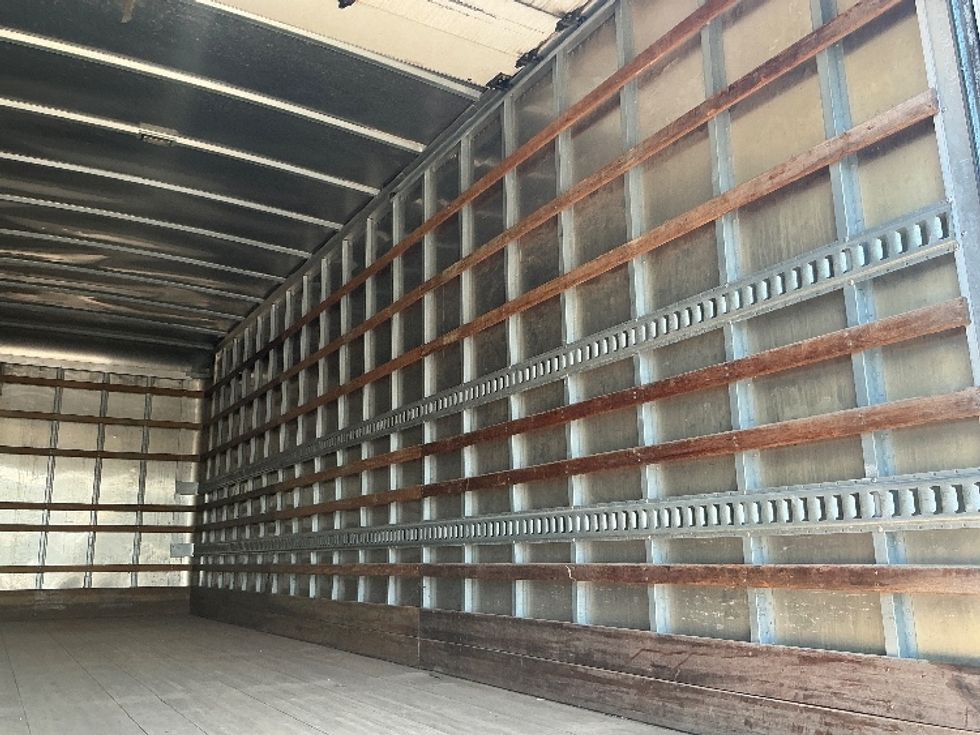 Medium Duty Box Truck-Light and Medium Duty Trucks-Freightliner-2019-M2-San Antonio-TX-316,000\n\t\tmiles-$ 28,500 - Image 12