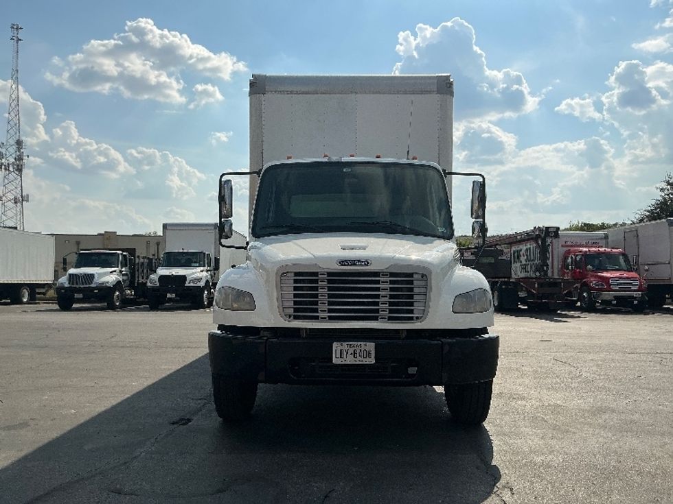 Medium Duty Box Truck-Light and Medium Duty Trucks-Freightliner-2019-M2-San Antonio-TX-346,769\n\t\tmiles-$ 23,750 - Image 2