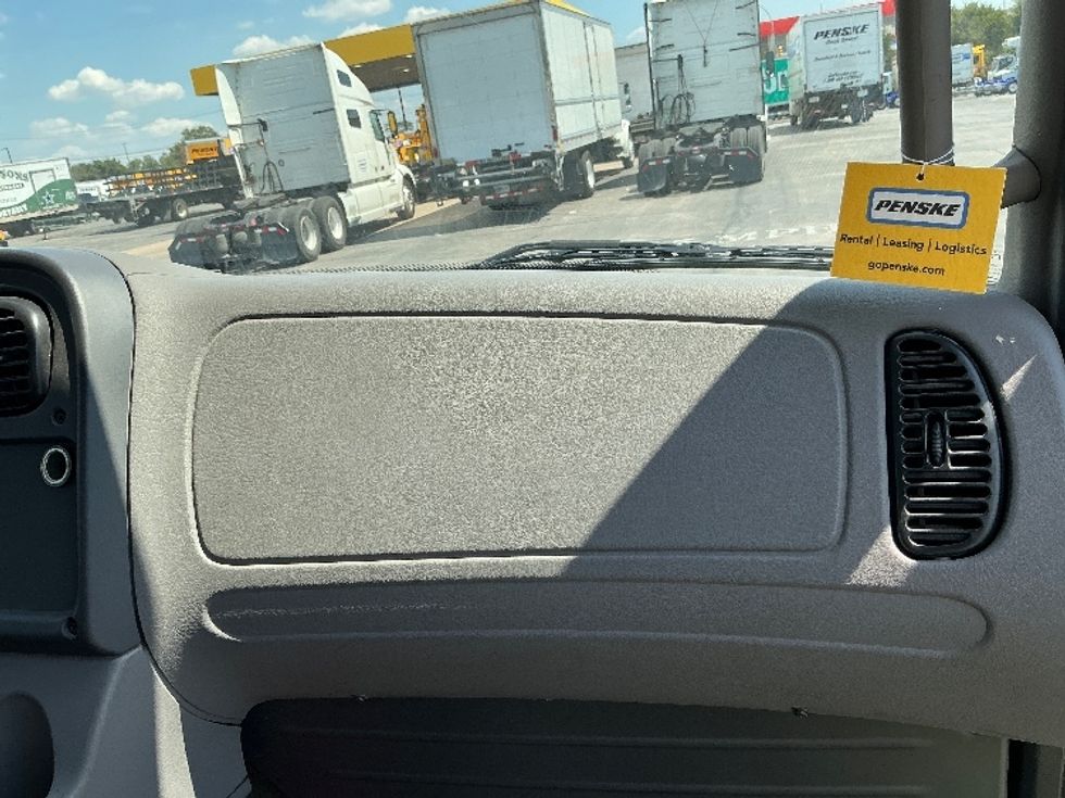 Medium Duty Box Truck-Light and Medium Duty Trucks-Freightliner-2019-M2-San Antonio-TX-404,617\n\t\tmiles-$ 21,250 - Image 17