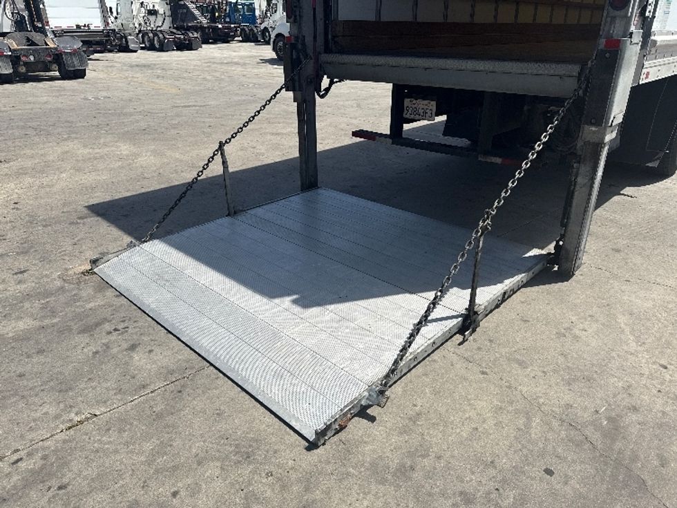 Medium Duty Box Truck-Light and Medium Duty Trucks-Freightliner-2019-M2-San Marcos-CA-114,082\n\t\tmiles-$ 65,000 - Image 9