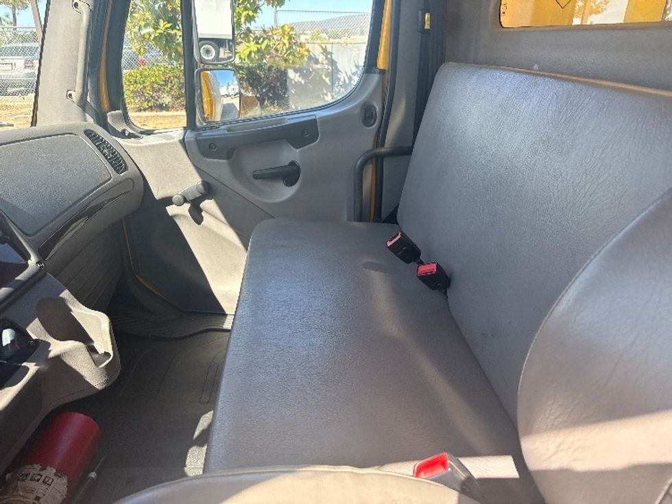 Medium Duty Box Truck-Light and Medium Duty Trucks-Freightliner-2019-M2-San Marcos-CA-124,217\n\t\tmiles-$ 54,000 - Image 19