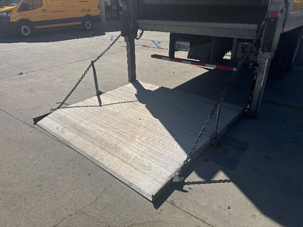 Medium Duty Box Truck-Light and Medium Duty Trucks-Freightliner-2019-M2-San Marcos-CA-124,217\n\t\tmiles-$ 54,000 - Image 9