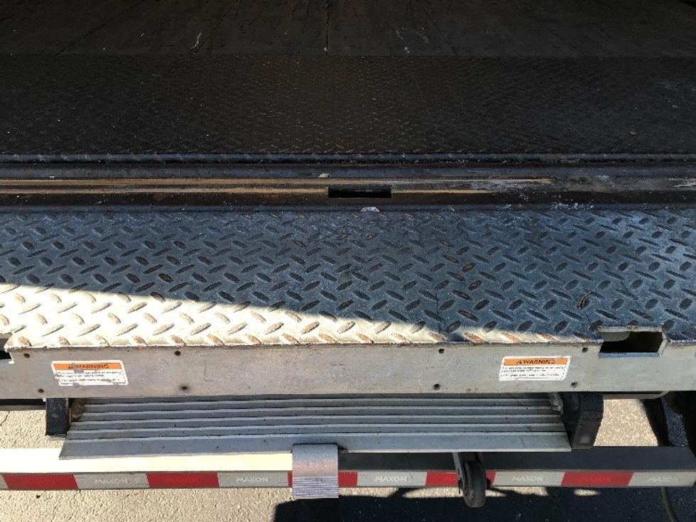 Medium Duty Box Truck-Light and Medium Duty Trucks-Freightliner-2019-M2-Sandston-VA-271,358\n\t\tmiles-$ 39,000 - Image 10