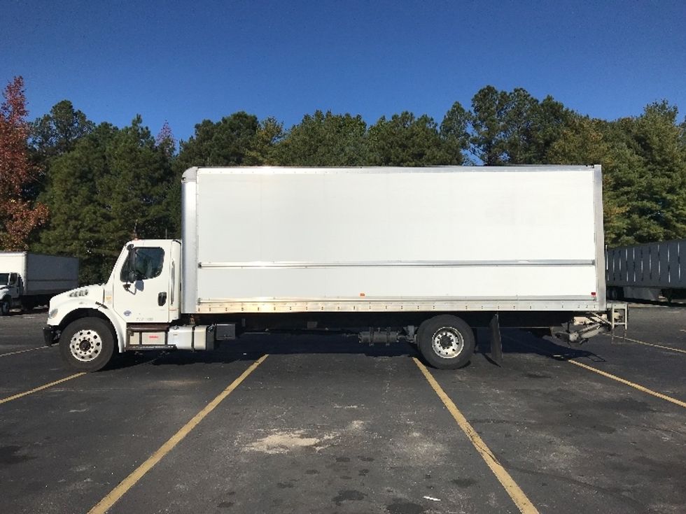 Medium Duty Box Truck-Light and Medium Duty Trucks-Freightliner-2019-M2-Sandston-VA-271,358\n\t\tmiles-$ 39,000 - Image 4