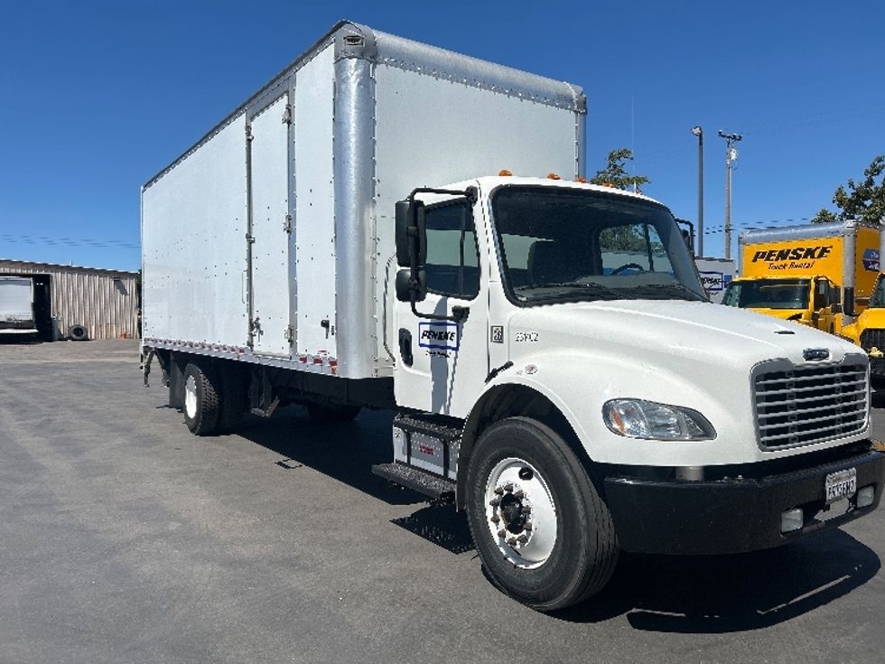 Medium Duty Box Truck-Light and Medium Duty Trucks-Freightliner-2019-M2-Santa Maria-CA-140,069\n\t\tmiles-$ 57,750 - Image 1