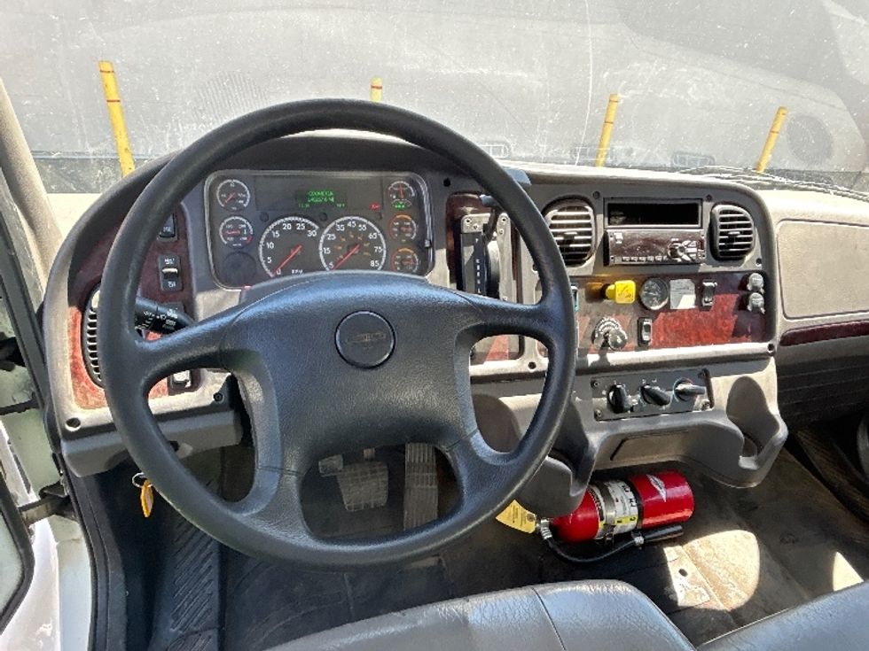 Medium Duty Box Truck-Light and Medium Duty Trucks-Freightliner-2019-M2-Santa Maria-CA-140,069\n\t\tmiles-$ 57,750 - Image 18