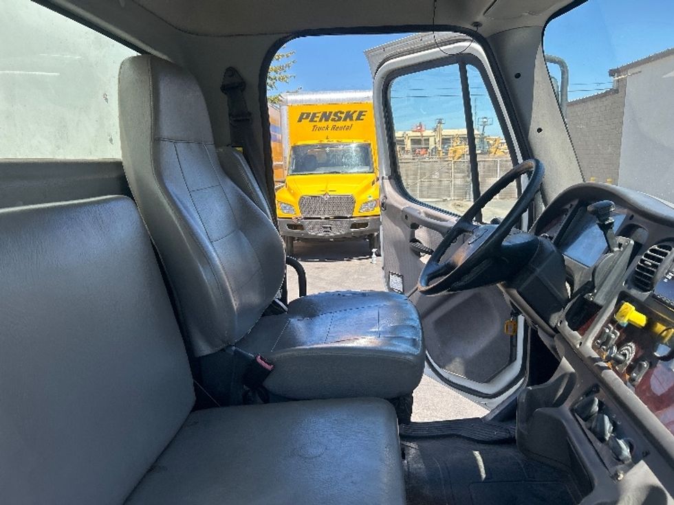 Medium Duty Box Truck-Light and Medium Duty Trucks-Freightliner-2019-M2-Santa Maria-CA-140,069\n\t\tmiles-$ 57,750 - Image 22