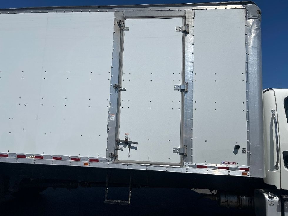 Medium Duty Box Truck-Light and Medium Duty Trucks-Freightliner-2019-M2-Santa Maria-CA-140,069\n\t\tmiles-$ 57,750 - Image 24