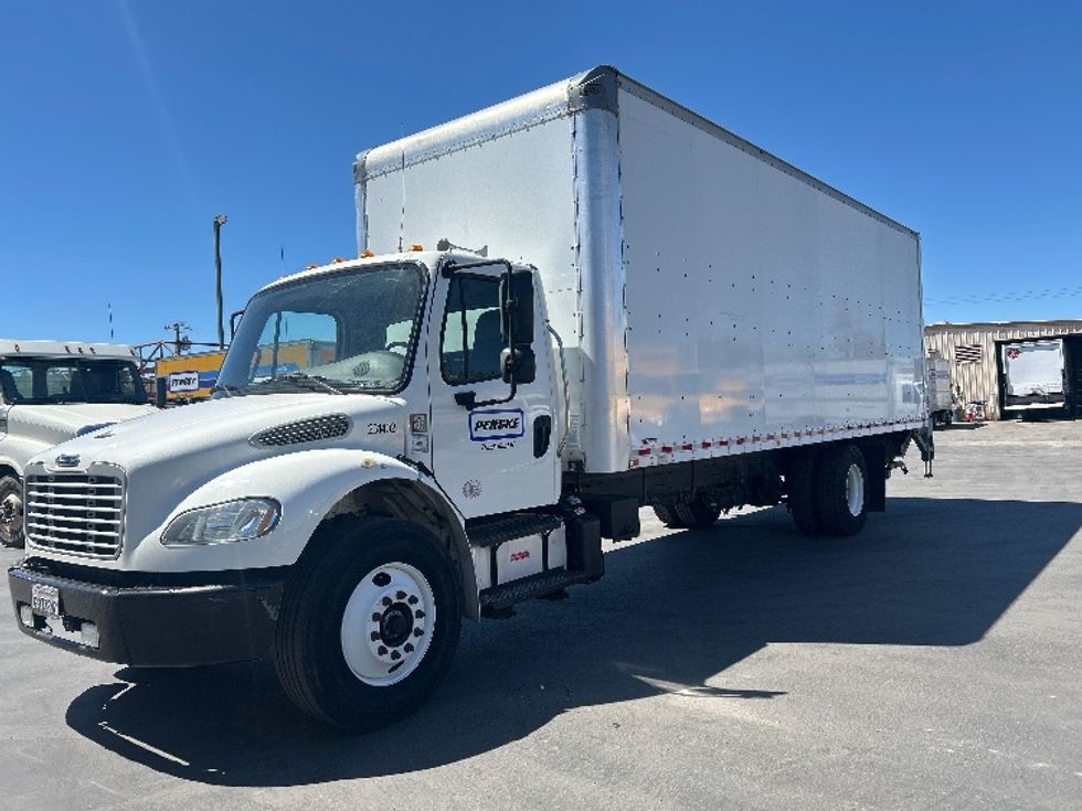 Medium Duty Box Truck-Light and Medium Duty Trucks-Freightliner-2019-M2-Santa Maria-CA-140,069\n\t\tmiles-$ 57,750 - Image 3