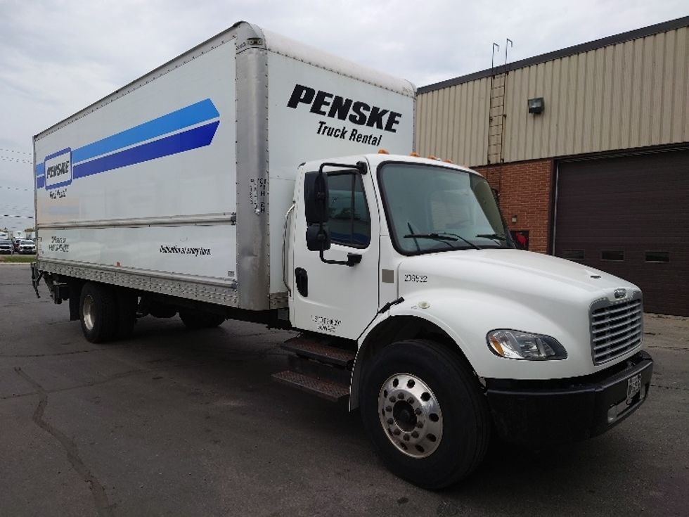 Medium Duty Box Truck-Light and Medium Duty Trucks-Freightliner-2019-M2-Scarborough-ON-231,275\n\t\tkm-$ 71,500 - Image 1