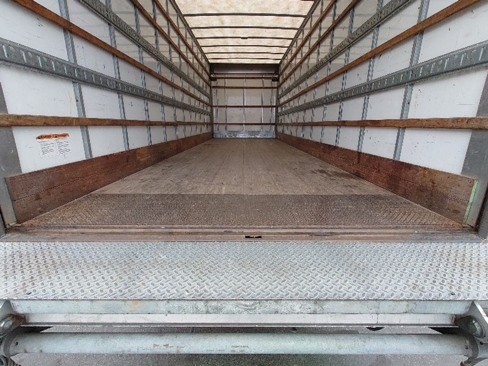 Medium Duty Box Truck-Light and Medium Duty Trucks-Freightliner-2019-M2-Scarborough-ON-231,275\n\t\tkm-$ 71,500 - Image 10