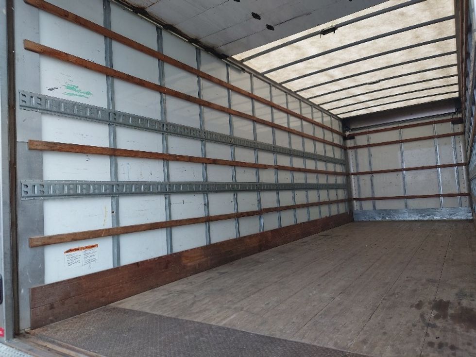 Medium Duty Box Truck-Light and Medium Duty Trucks-Freightliner-2019-M2-Scarborough-ON-231,275\n\t\tkm-$ 71,500 - Image 11