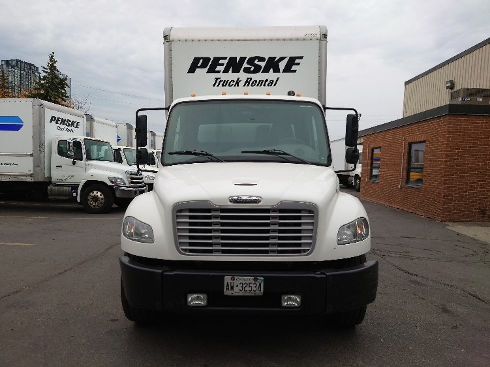 Medium Duty Box Truck-Light and Medium Duty Trucks-Freightliner-2019-M2-Scarborough-ON-231,275\n\t\tkm-$ 71,500 - Image 2