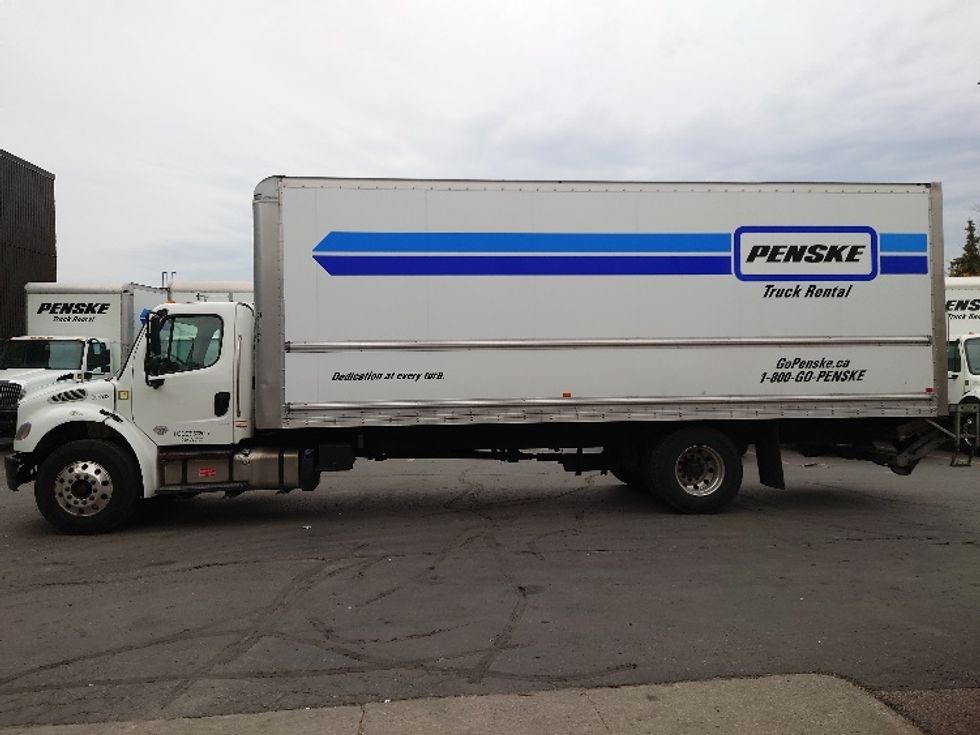 Medium Duty Box Truck-Light and Medium Duty Trucks-Freightliner-2019-M2-Scarborough-ON-231,275\n\t\tkm-$ 71,500 - Image 4