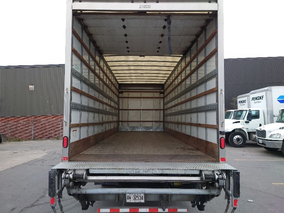 Medium Duty Box Truck-Light and Medium Duty Trucks-Freightliner-2019-M2-Scarborough-ON-231,275\n\t\tkm-$ 71,500 - Image 8