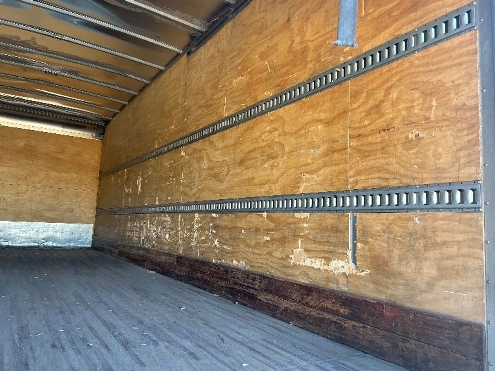 Medium Duty Box Truck-Light and Medium Duty Trucks-Freightliner-2019-M2-Shreveport-LA-139,548\n\t\tmiles-$ 53,500 - Image 11