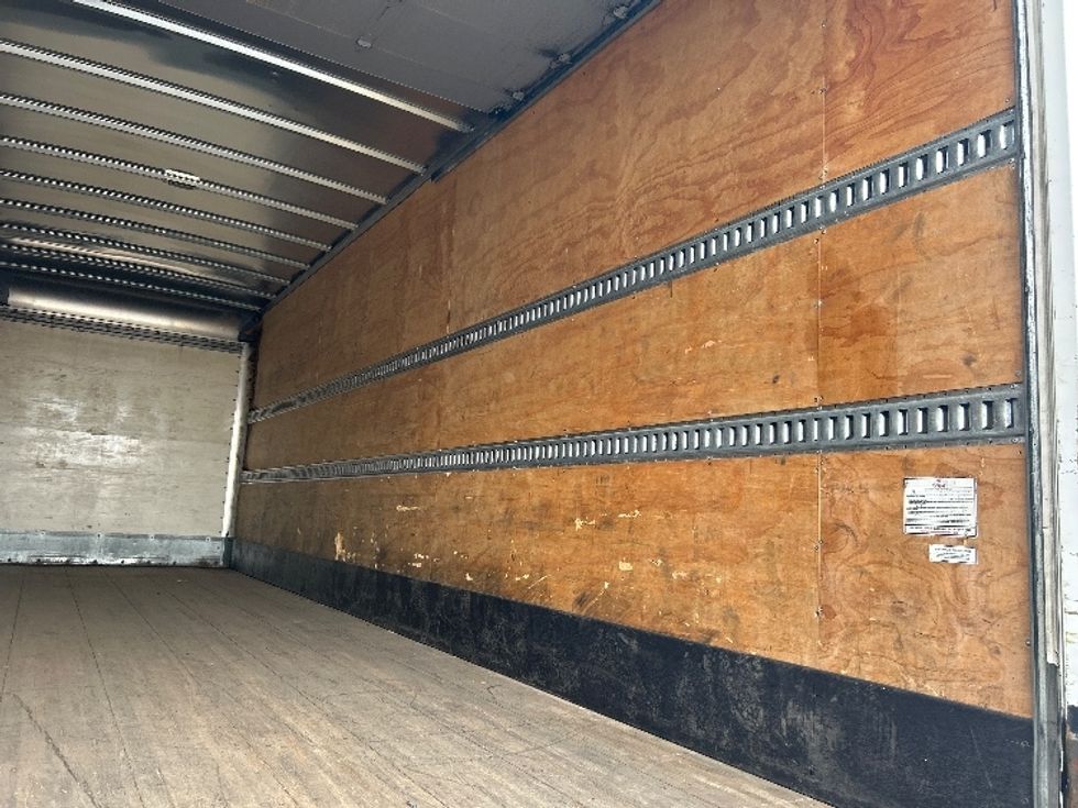 Medium Duty Box Truck-Light and Medium Duty Trucks-Freightliner-2019-M2-Shreveport-LA-174,501\n\t\tmiles-$ 46,750 - Image 12
